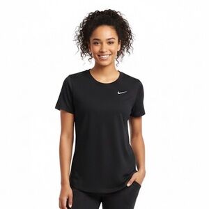 Nike Sportswear Drifit 100% Polyester Activewear Short Sleeved Breathable Top